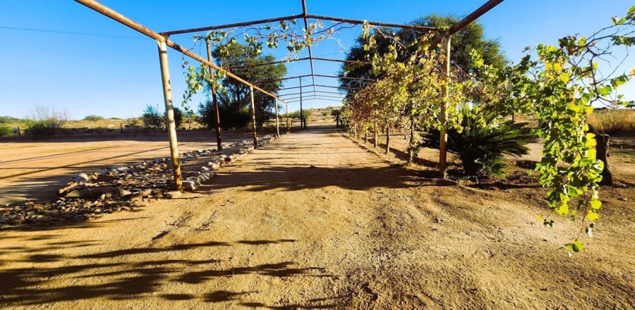 4 Bedroom Property for Sale in Upington Rural Northern Cape